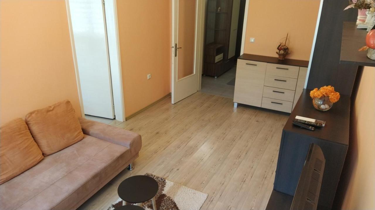 Apartment Levski Apart Burgas Exterior photo